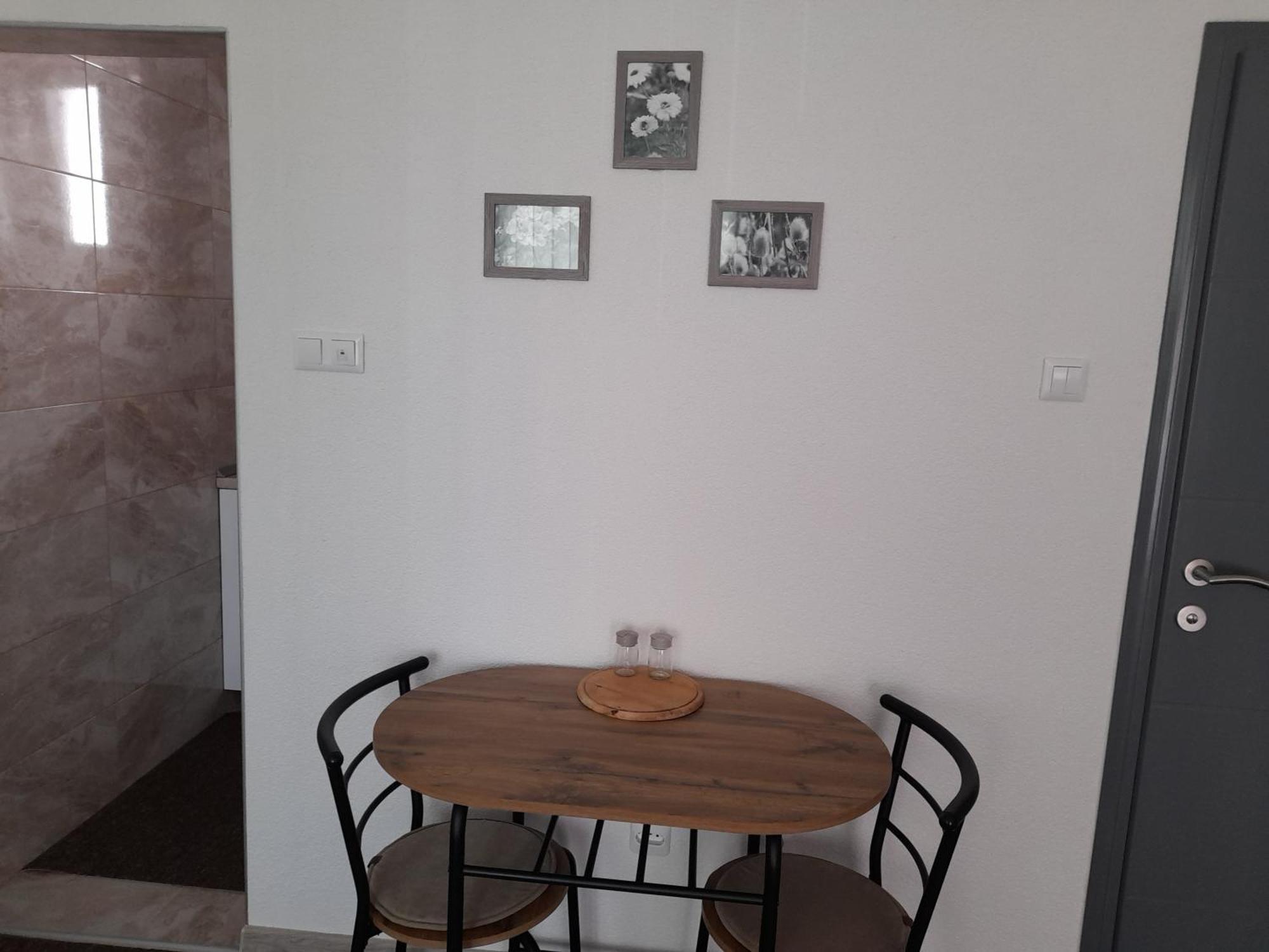 Irma Apartment Tuzla Exterior foto
